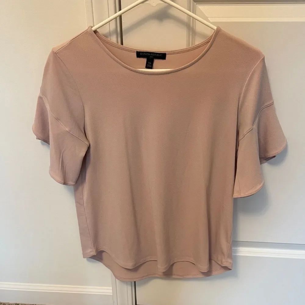 Banana Republic Blush Short Sleeve Scoop Neck Top